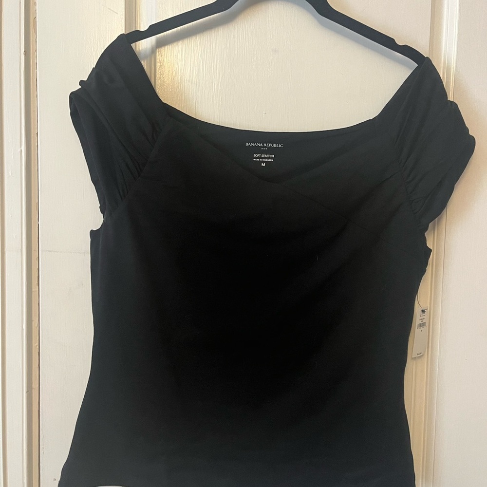 Banana Republic off-Shoulder Soft Stretch top NWT